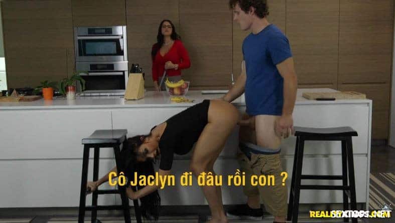 Phim Sex Bạn Mẹ Jaclyn Taylor Đụ Thằng Con Robin